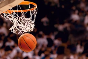 爱游戏官网-早田希娜复出首秀出彩，广东男篮主场血战洛杉矶快船，豪取18连胜的简单介绍