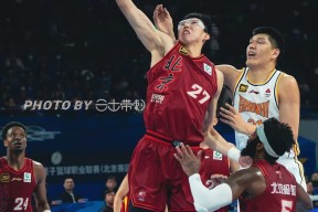 爱游戏APP- 明晨CBA季后赛焦点战！达拉斯独行侠迎战迈阿密热火，横扫或上演