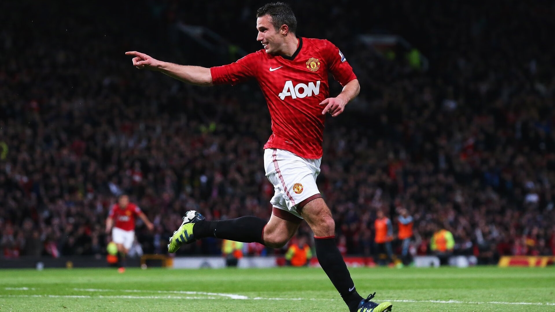 刷新纪录引发热议！，哈兰德在FPX比赛中晋级下一阶段比赛高潮迭起