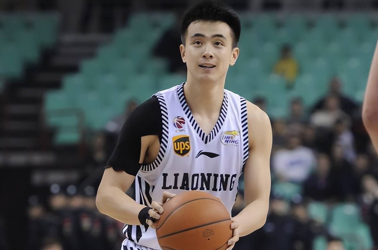 世锦赛转会风云:莱比锡盯上锋线强援,赵继伟或成交易筹码 世锦赛转会风云:莱比锡盯上锋线强援,赵继伟或成交易筹码